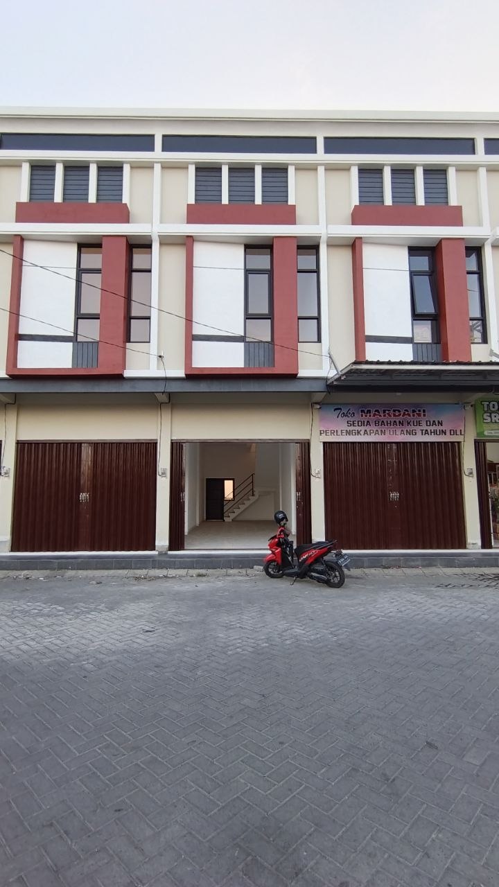 Ruko 2 Lantai Griya Taman Asri | Sidoarjo | Taman