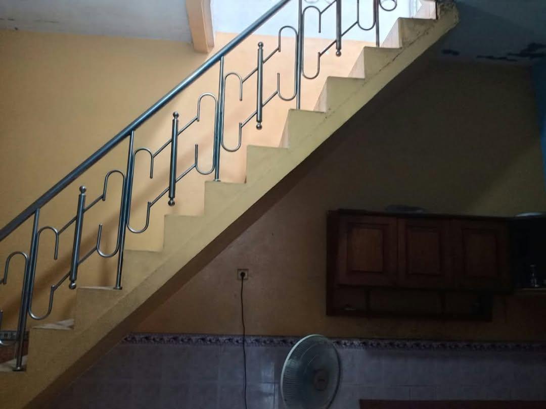 DIJUAL RUMAH 2 LANTAI PERUMAHAN PALEM PUTRI, CANDI SIDOARJO — Foto 4