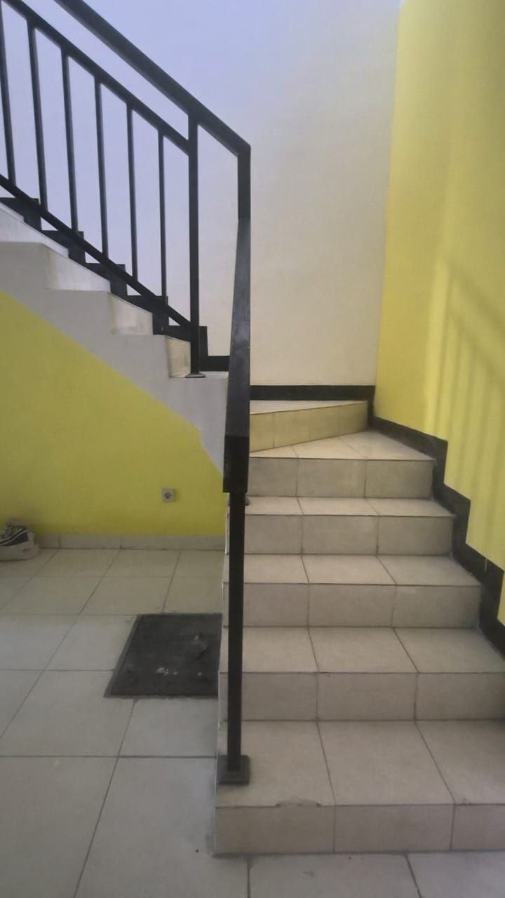 Ruko Pojok Green Mansion, Waru, Sidoarjo — Foto 5