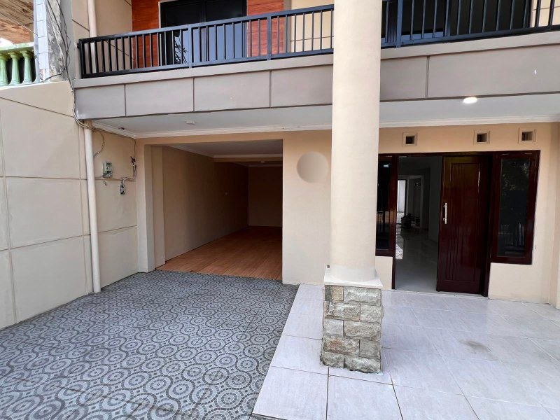 DIJUAL RUMAH MINIMALIS READY USE – RUNGKUT HARAPAN (Samping MERR)